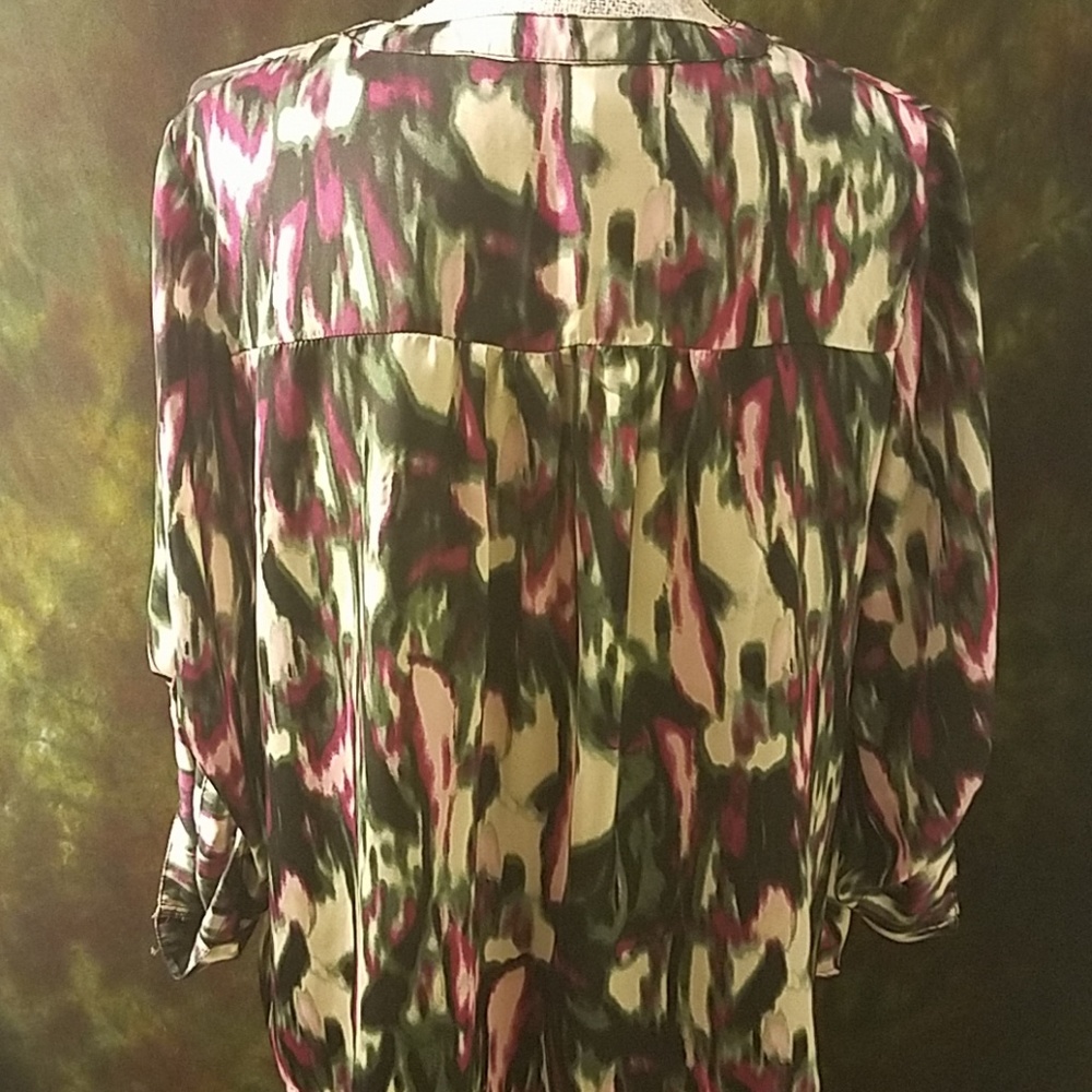 Luxe Abstract Print Long Sleeve Top - Picture 5 of 7